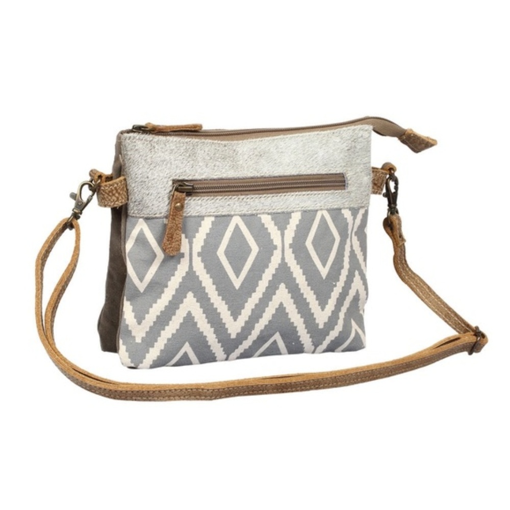 LAST ONE! Hair-on Leather Cross body bag - Picture 4 of 7